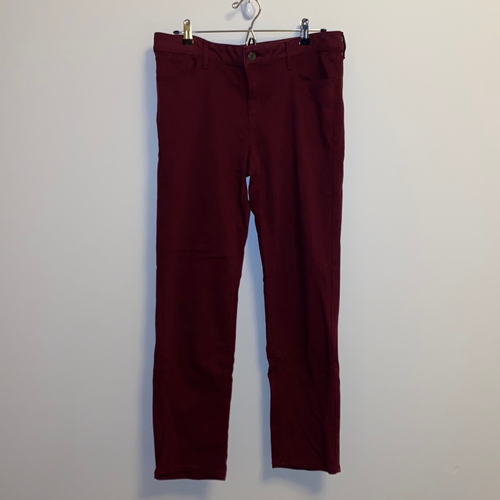 EUC Eddie Bauer Slightly Curvy Slim Straight Burgundy Pants - Size 12